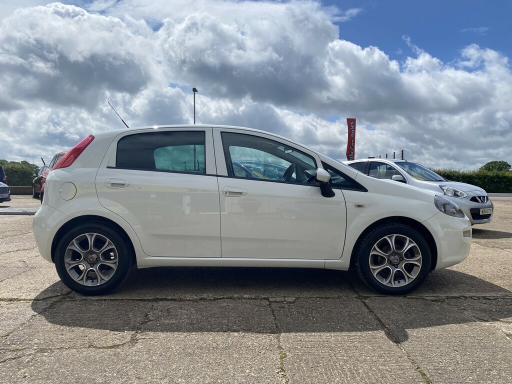 Fiat Punto 1.2 Pop Euro 6 White #12