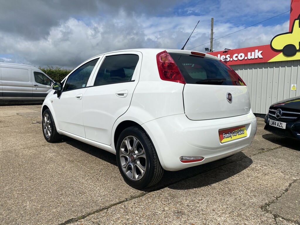 Fiat Punto 1.2 Pop Euro 6 White #8