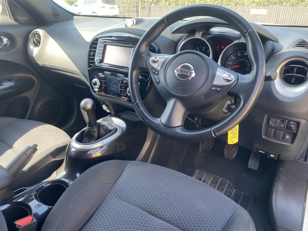 Nissan Juke Suv 1.6 N-tec 201313 White #4