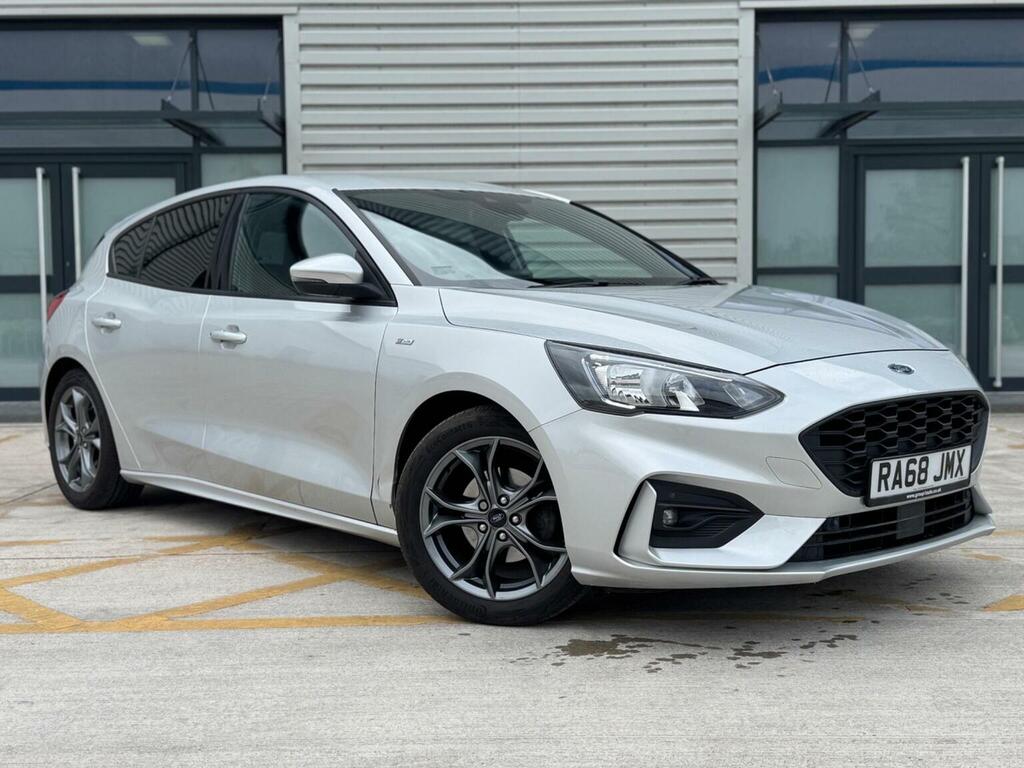 Ford Focus Hatchback 1.0T Ecoboost St-line Euro 6 Ss Silver