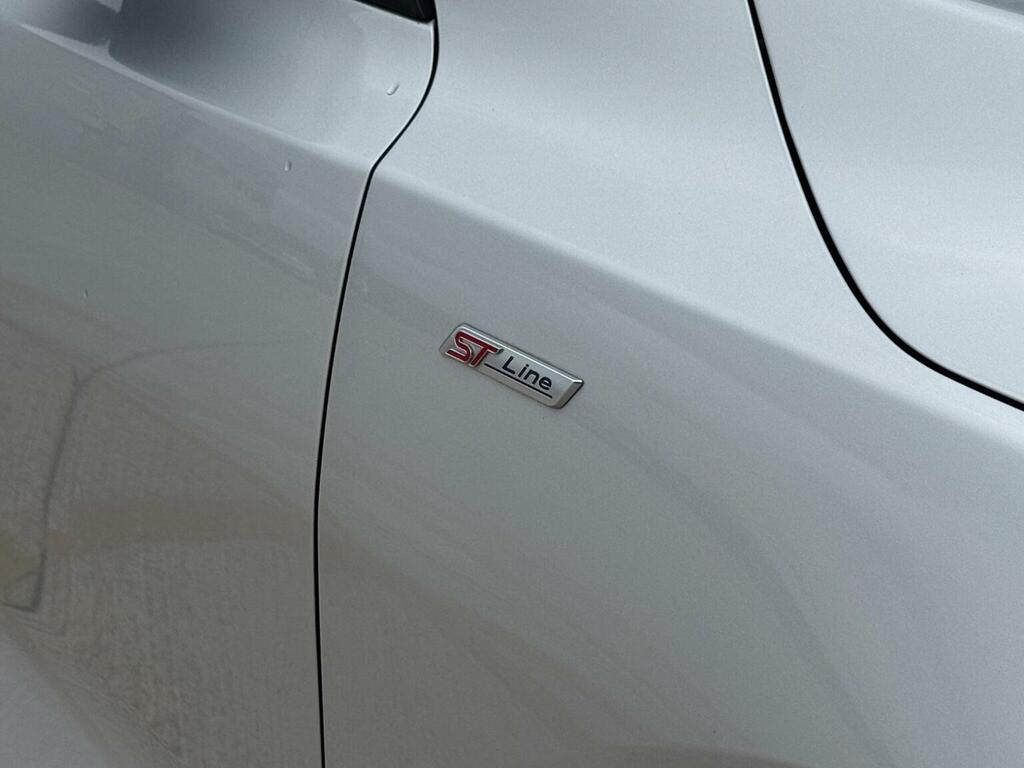 Ford Focus Hatchback 1.0T Ecoboost St-line Euro 6 Ss RA68JMX Silver #4