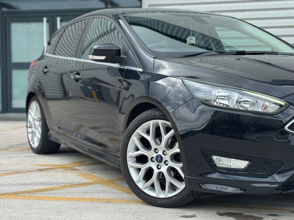 Ford Focus Hatchback 1.0T Ecoboost Zetec S Euro 6 Ss FY65MGX Black #4