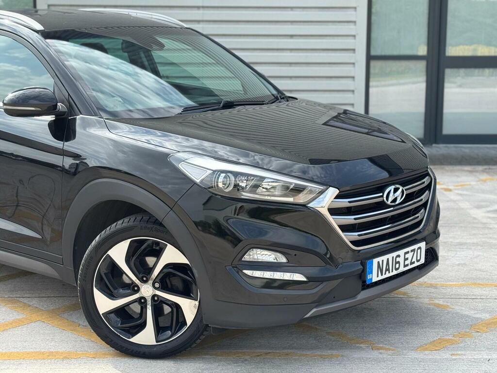 Hyundai Tucson Suv 2.0 Crdi Blue Drive Premium Euro 6 Ss NA16EZO Black #2