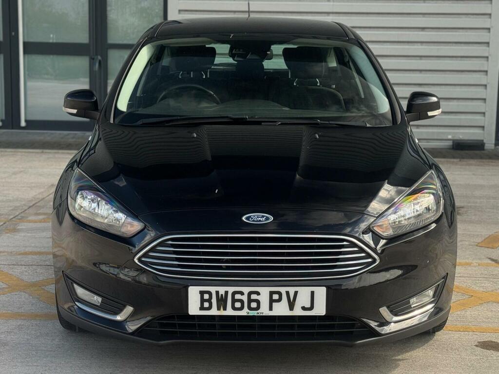 Ford Focus Hatchback 1.0T Ecoboost Titanium Euro 6 Ss BW66PVJ Black #5
