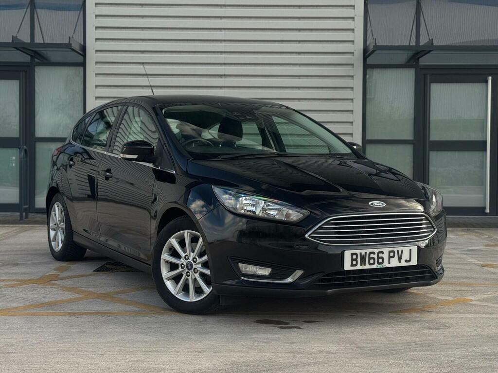 Ford Focus Hatchback 1.0T Ecoboost Titanium Euro 6 Ss Black