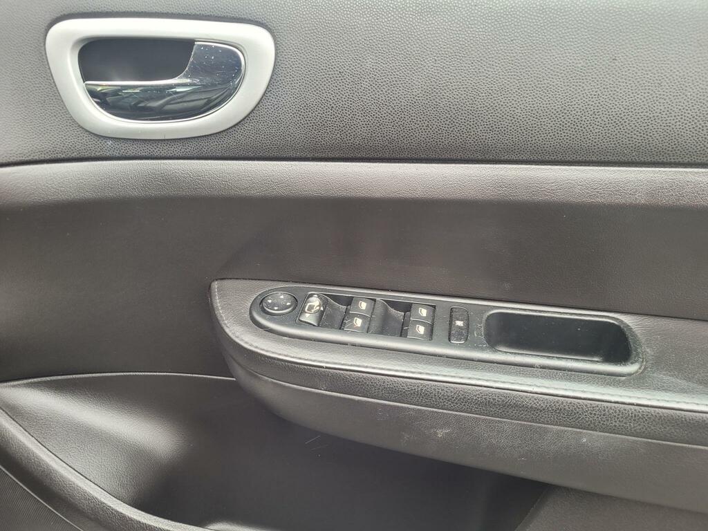 Peugeot 307 Hatchback Grey #24