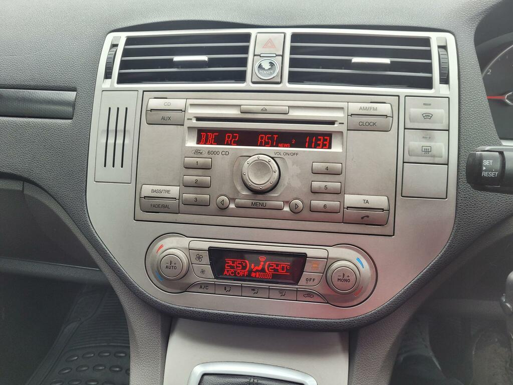 Ford Kuga Suv Silver #29
