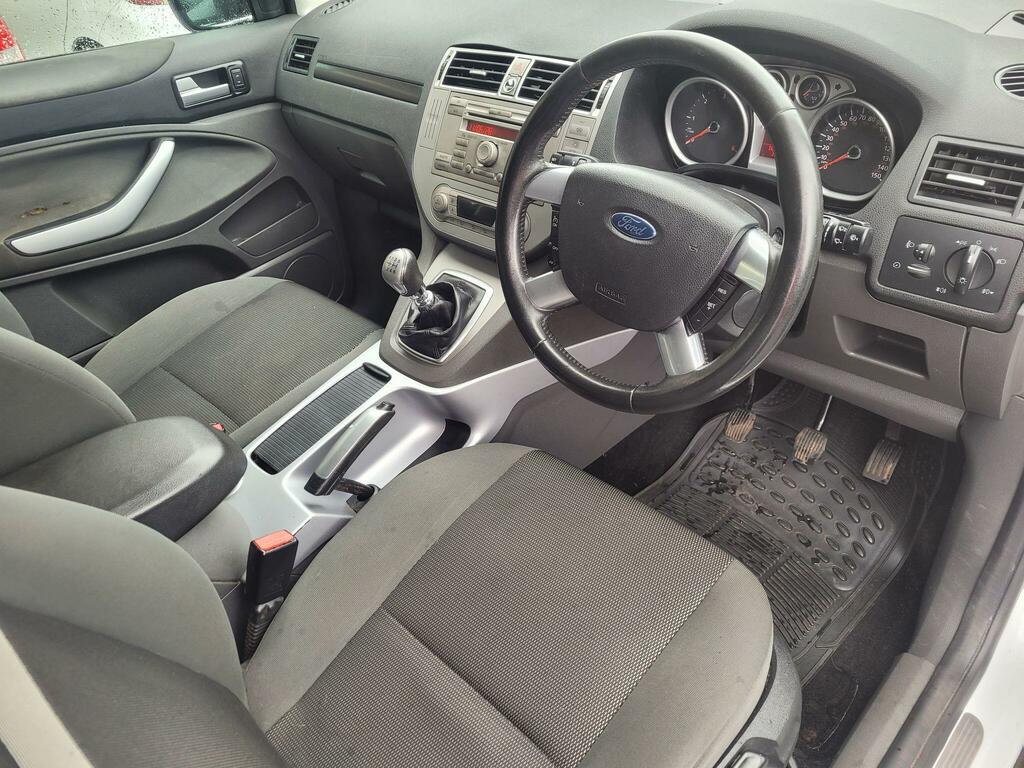 Ford Kuga Suv Silver #13