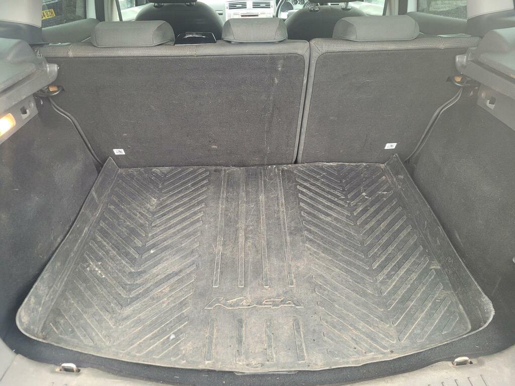 Ford Kuga Suv Silver #36