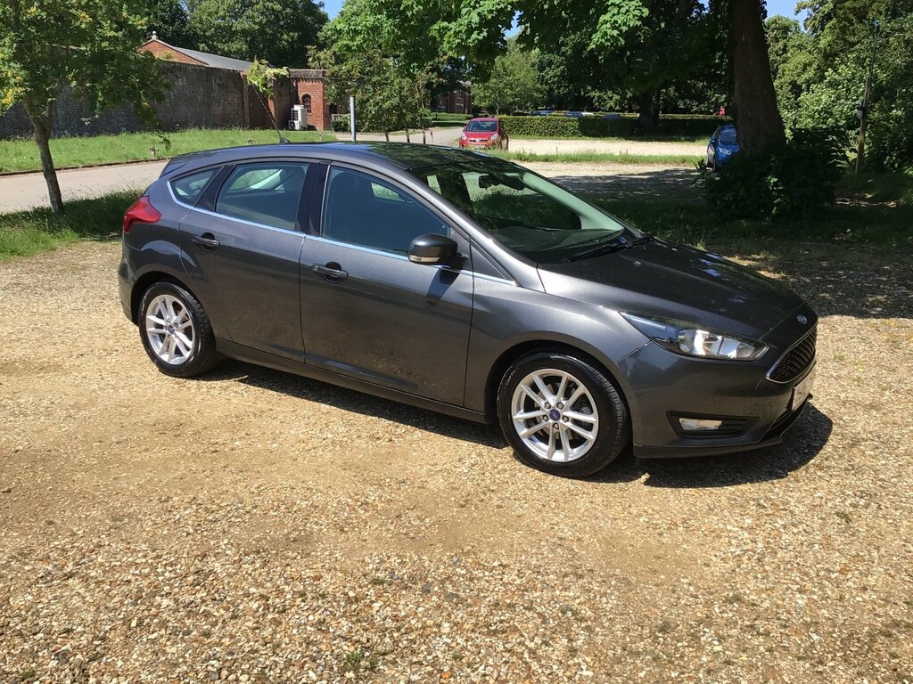 Ford Focus 1.5 Tdci Zetec Hatchback Euro 6 AJ15TGY Grey #2