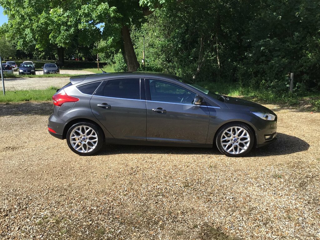 Ford Focus 1.5 Tdci Titanium X Hatchback Powershif Grey #3