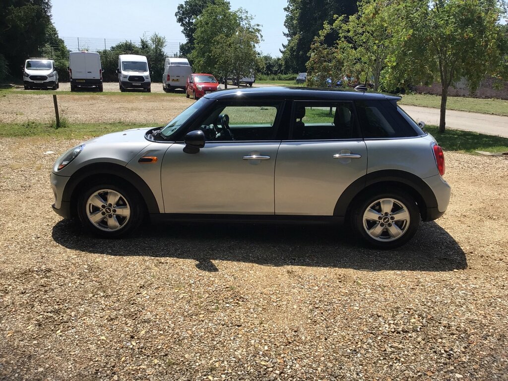 Mini Hatch 1.5 Cooper D Hatchback Euro 6 S Silver #6