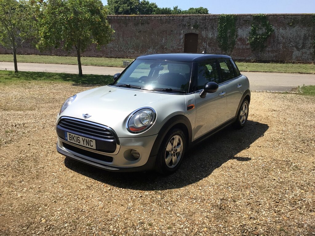 Mini Hatch 1.5 Cooper D Hatchback Euro 6 S Silver #5