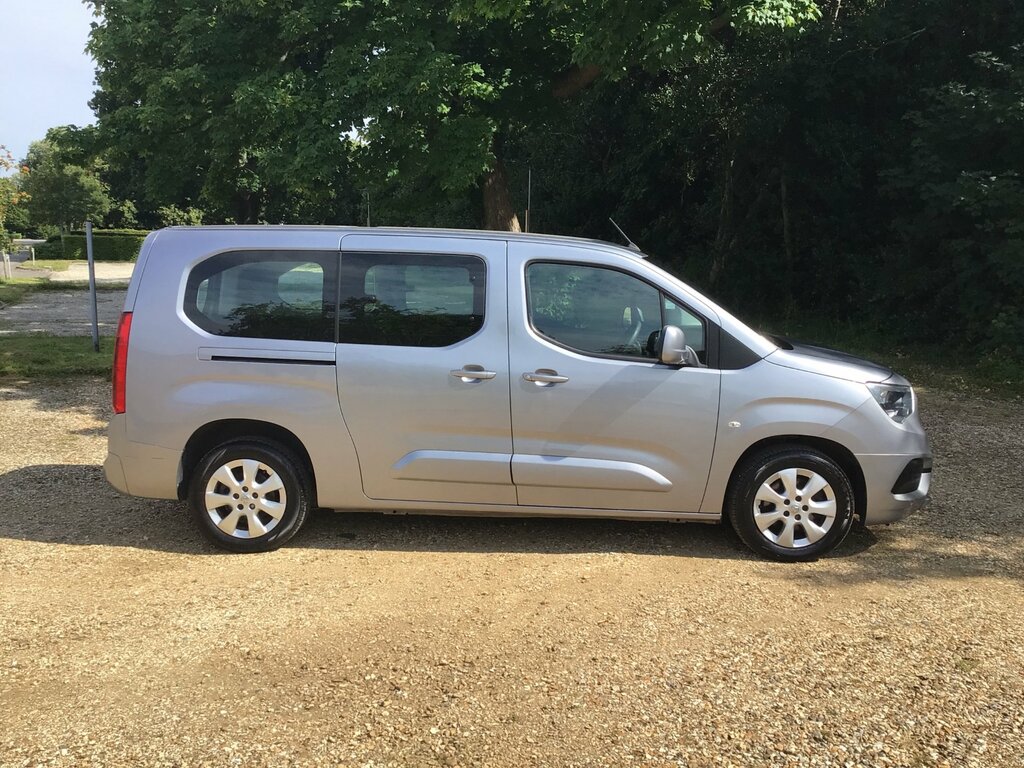 Vauxhall Combo Life 1.2 Turbo Gpf Energy XL Mpv Euro Grey #3