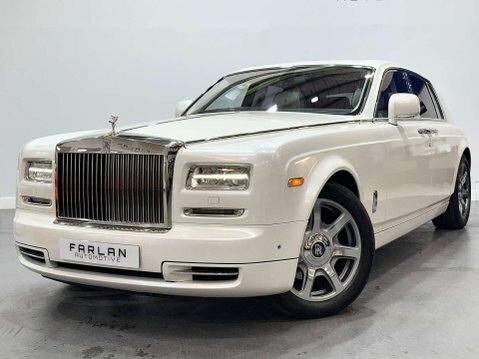 Rolls-Royce Phantom V12 Black #77