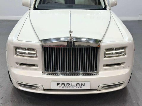Rolls-Royce Phantom V12 Black #75