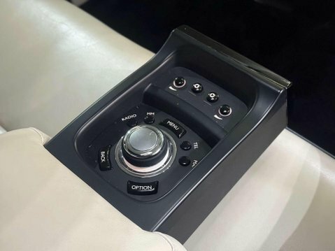 Rolls-Royce Phantom V12 Black #116