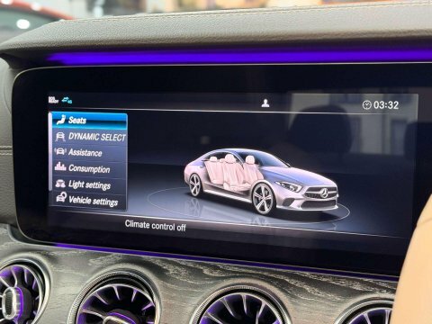 Mercedes-Benz CLS Saloon  #49