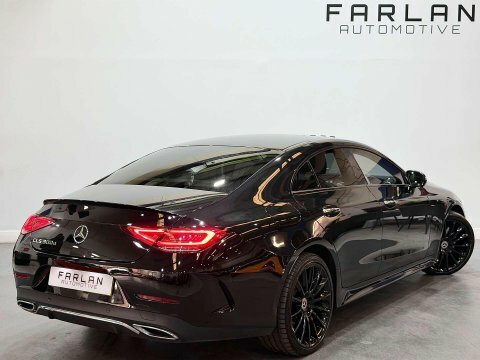 Mercedes-Benz CLS 2.0 Cls300d Amg Black #3