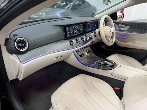 Mercedes-Benz CLS Saloon  #34