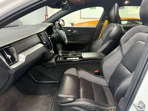 Volvo V60 D5 Se Lux Silver #53