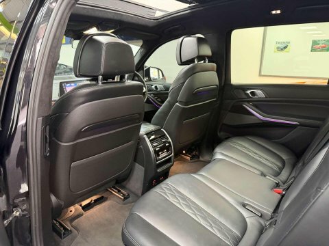 BMW X7 Suv Black #40