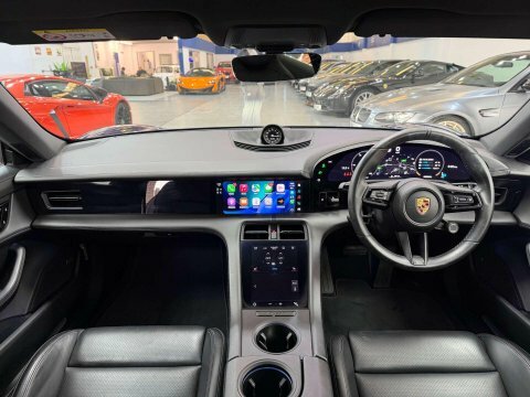 Porsche Taycan Performance Plus 93.4Kwh Blue #2