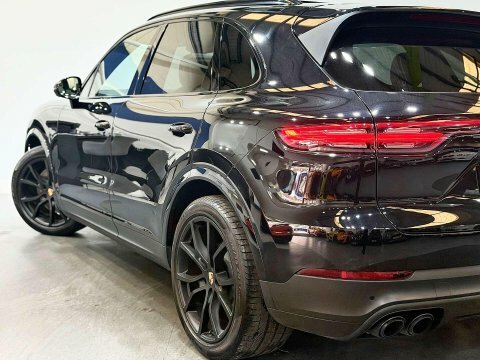 Porsche Cayenne Coupe White #25