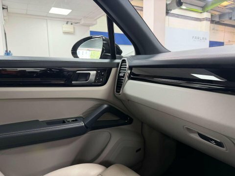 Porsche Cayenne Coupe White #60