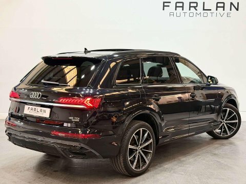 Audi Q7 3.0 Tdi V6 Black #5