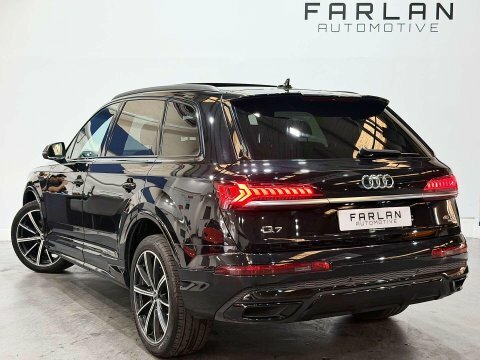 Audi Q7 3.0 Tdi V6 Black #4