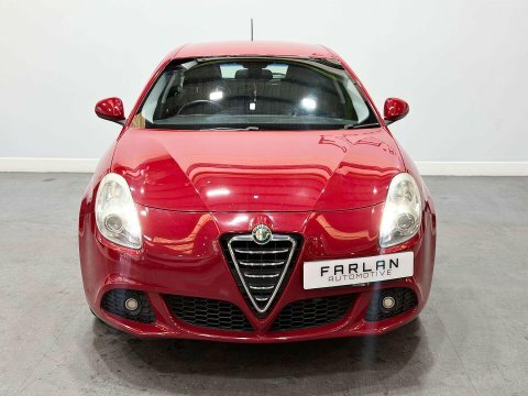 Alfa Romeo Giulietta Hatchback #10