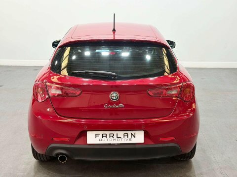 Alfa Romeo Giulietta Hatchback #22