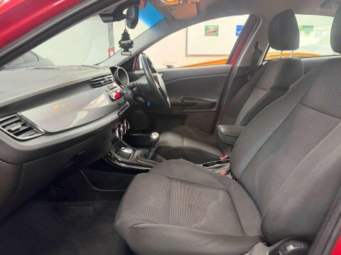 Alfa Romeo Giulietta Hatchback #39