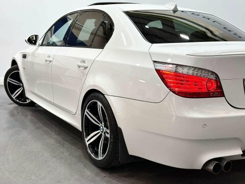 BMW M5 Saloon Blue #20