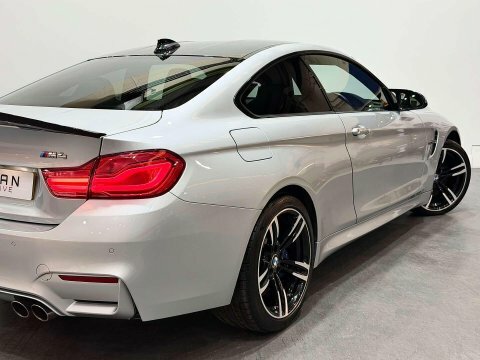 BMW M4 Competition White #18