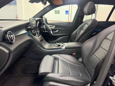 Mercedes-Benz GLC Class Coupe Red #31