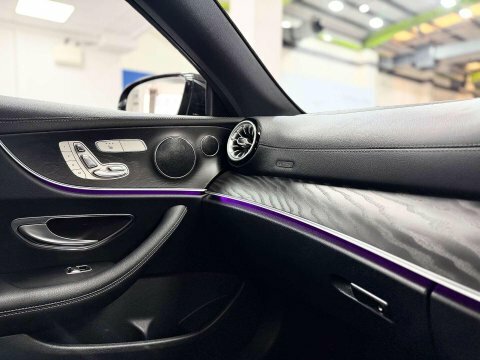 Mercedes-Benz E Class Amg Line Premium #41