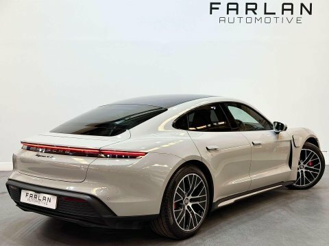 Porsche Taycan Performance Plus 93.4Kwh Grey #4