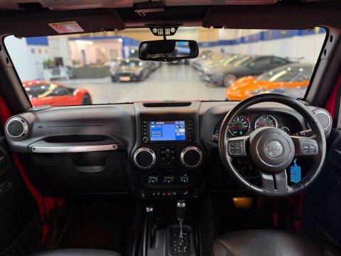 Jeep Wrangler 2.8 Crd Overland Red #2
