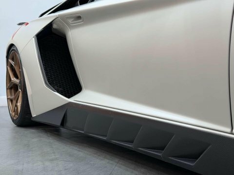 Lamborghini Aventador Convertible #23