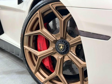Lamborghini Aventador Convertible #7