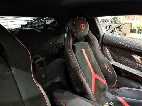 Lamborghini Aventador Convertible #32