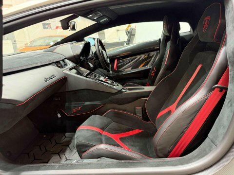 Lamborghini Aventador Convertible #30