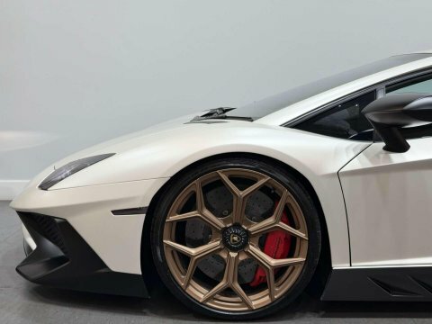 Lamborghini Aventador Convertible #13
