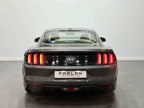 Ford Mustang Gt Auto #24