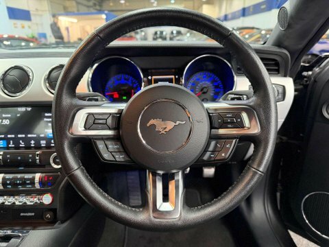 Ford Mustang Gt Auto #31