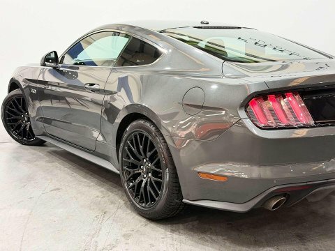 Ford Mustang Gt Auto #27