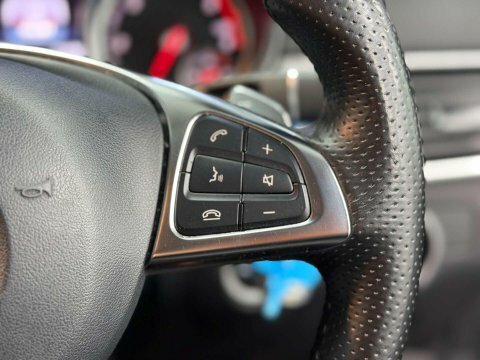 Mercedes-Benz GLE Class Automatic White #26