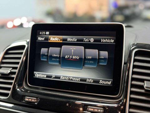Mercedes-Benz GLE Class Automatic White #43